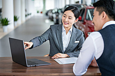 汽車銷售 洞察市場脈動，駕馭職業未來